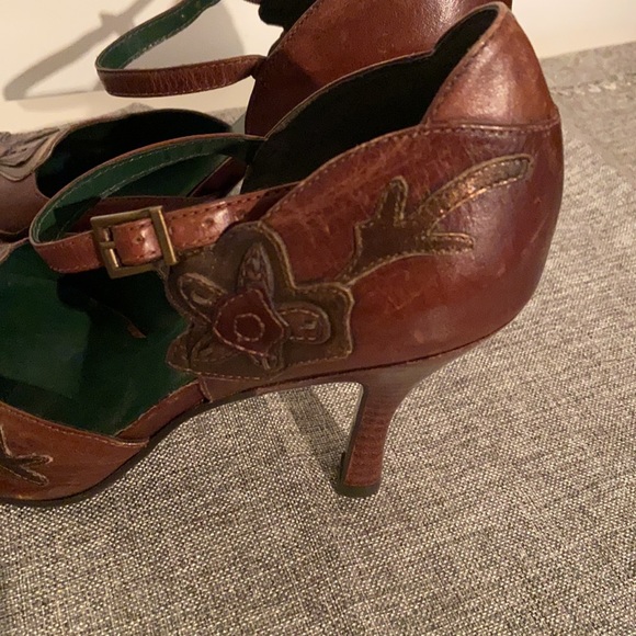 Brown, gold & copper Roberto Vianni leather heels - Picture 3 of 5
